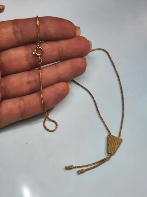 Fio em ouro tipo gravata