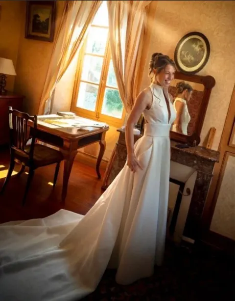 Vestido de noiva de alta costura Jesus Peiro