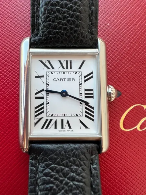 O tanque Cartier deve ser grande