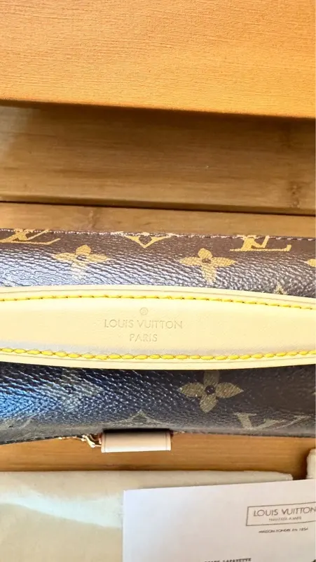 Louis Vuitton, Pochette Metis Leste Oeste.