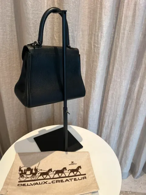 Delvaux brilhante