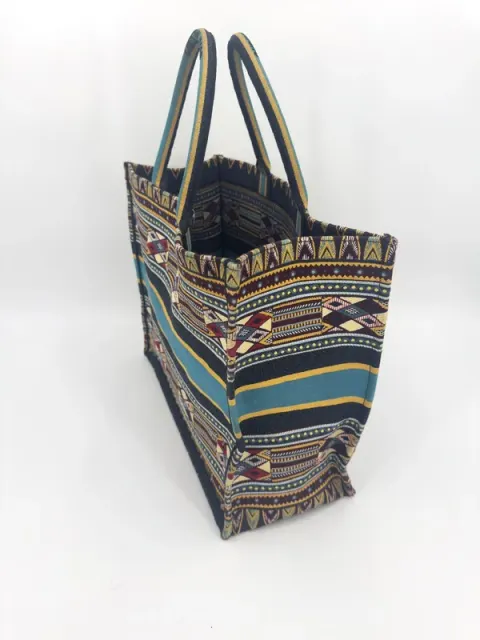 Dior Book Tote Grand modelo – Edição Limitada 2019