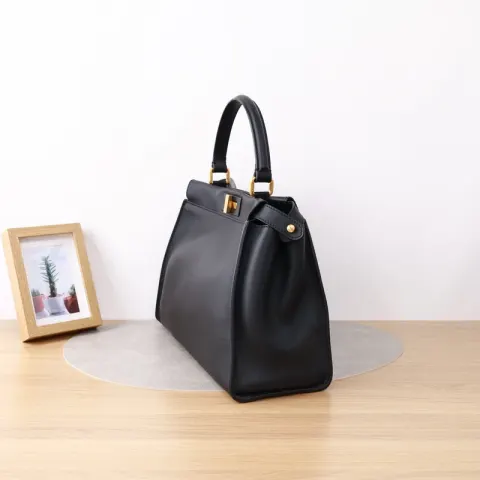 Bolsa grande Fendi Peekaboo