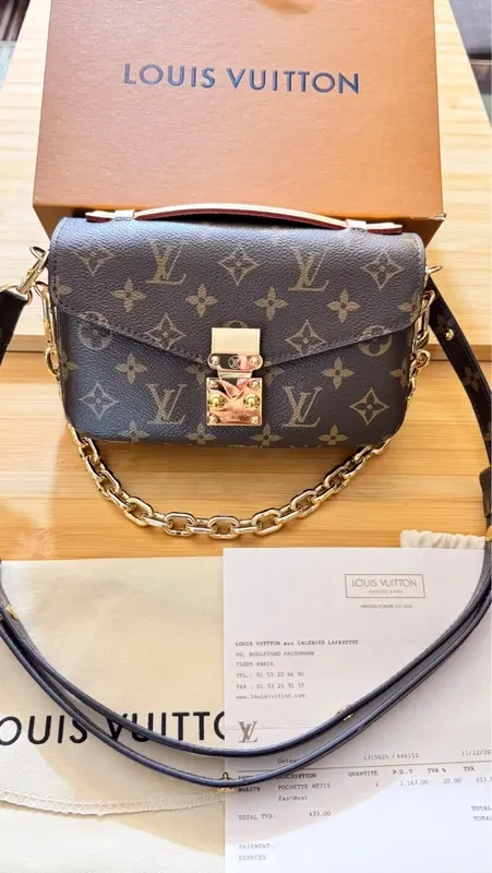 Louis Vuitton, Pochette Metis Leste Oeste.