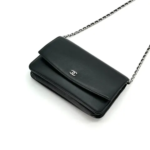 Bolsa de ombro clássica atemporal Chanel WOC