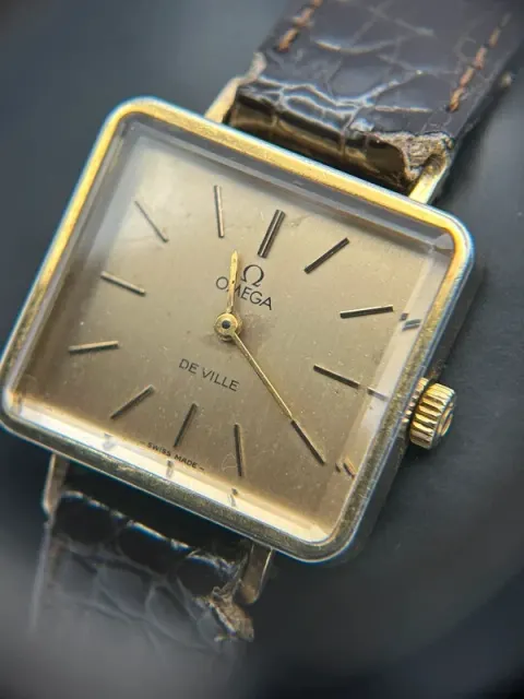 Relógio Vintage Omega De Ville Retangular – Ouro & Elegância Intemporal (Revisão