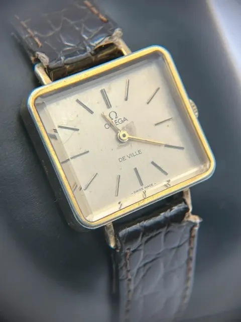 Relógio Vintage Omega De Ville Retangular – Ouro & Elegância Intemporal (Revisão
