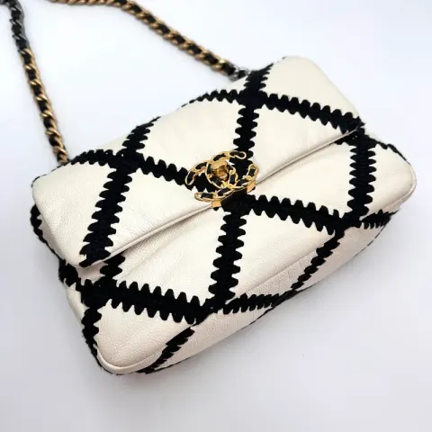 Bolsa de ombro média Chanel 19bag