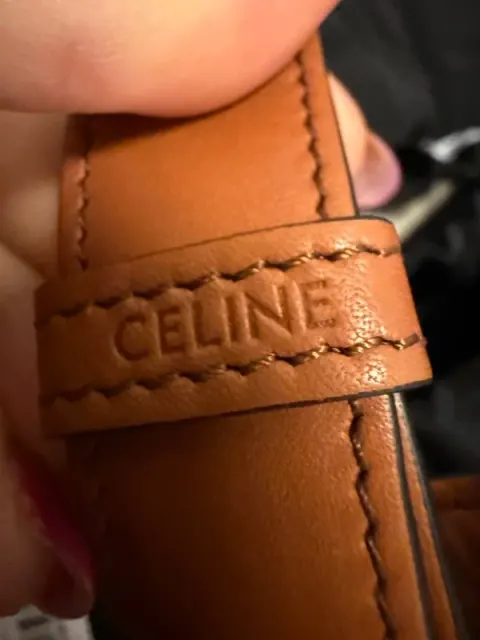 Céline triomphe médio