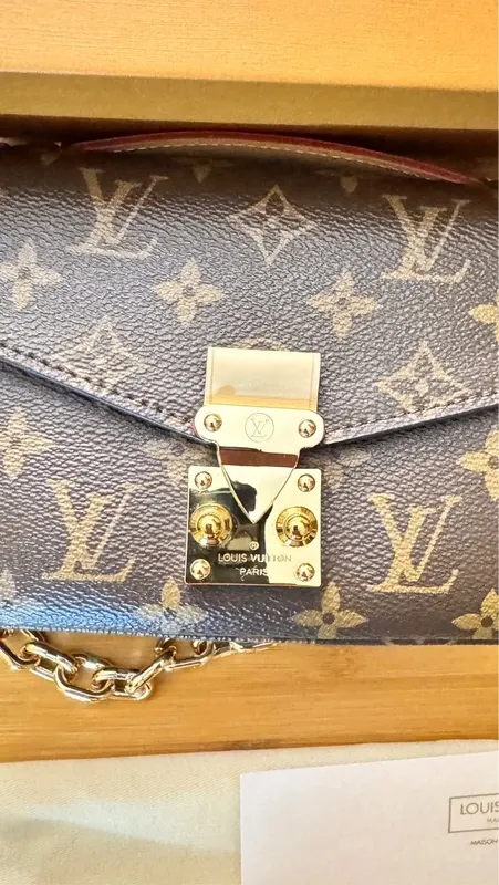 Louis Vuitton, Pochette Metis Leste Oeste.