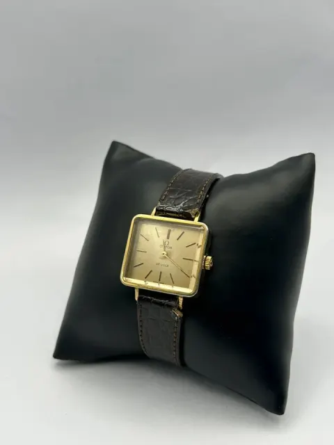 Relógio Vintage Omega De Ville Retangular – Ouro & Elegância Intemporal (Revisão