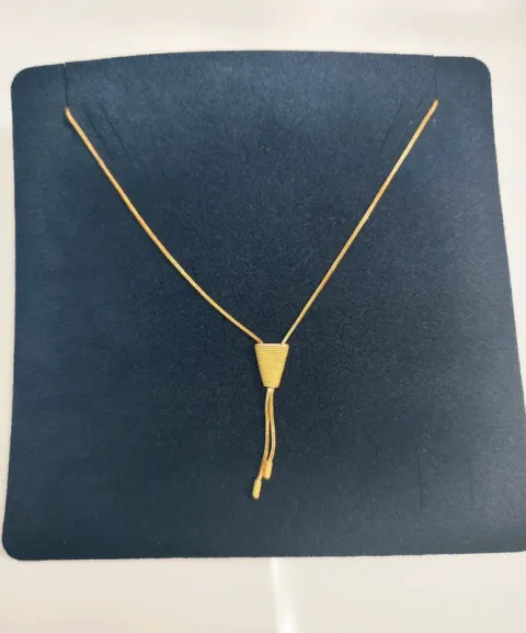 Fio em ouro tipo gravata