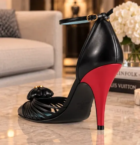 Escarpins Valentino Garavani