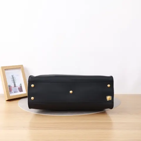 Bolsa grande Fendi Peekaboo