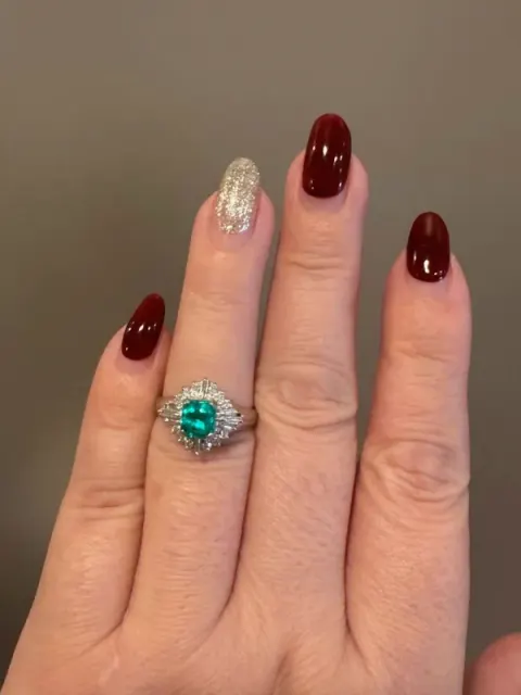 Preço fixo do anel de esmeralda tamanho 11japão 0,87ct